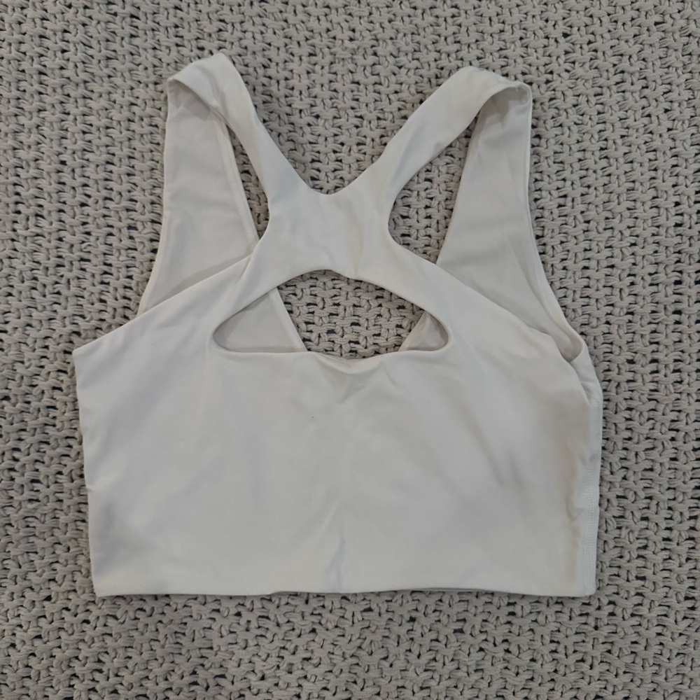Lululemon white sports bra - Picture 2 of 4
